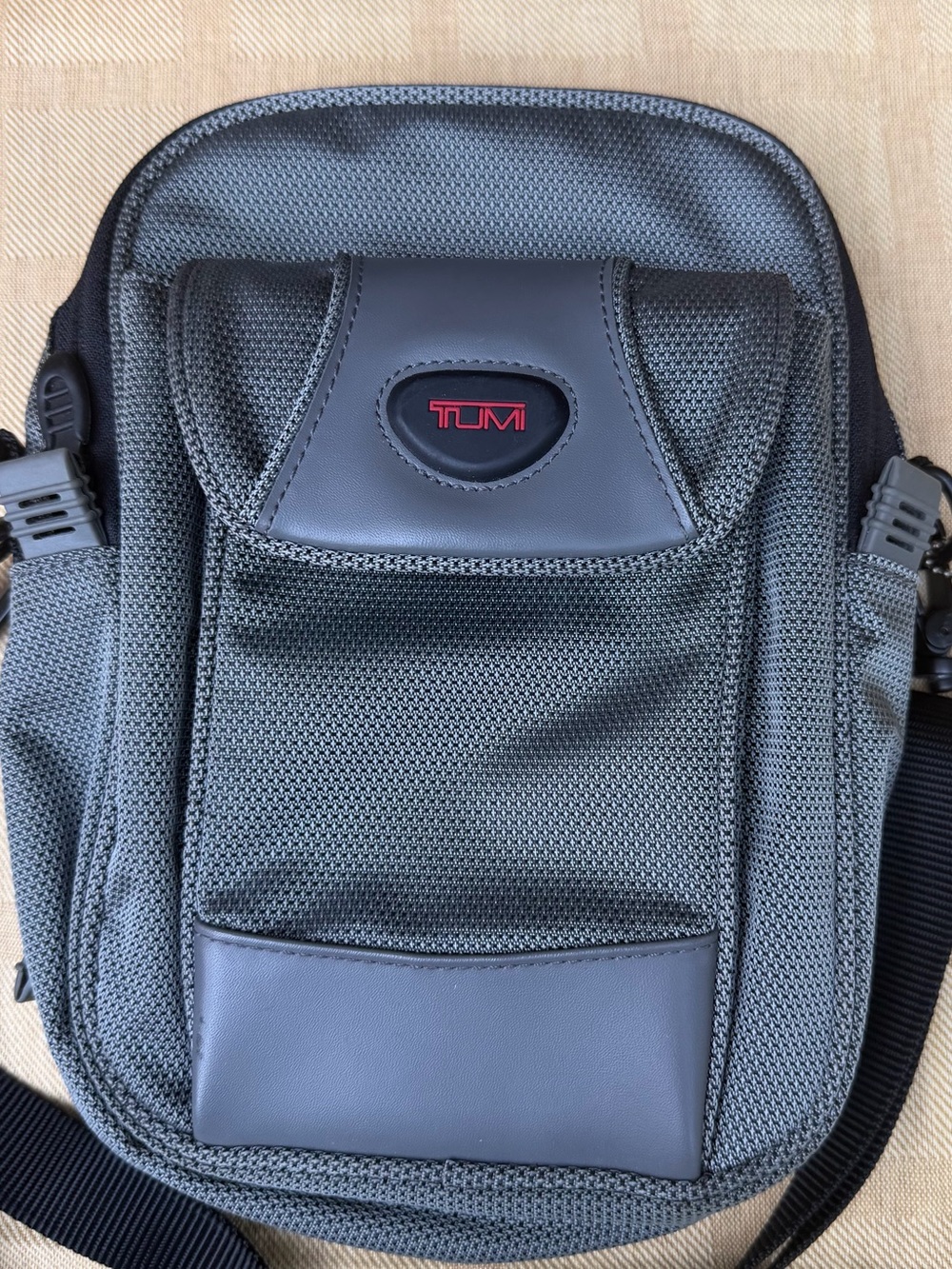 Tumi T2 Unisex Utility Crossbody Bag